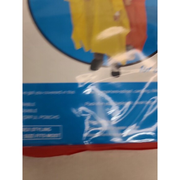 New 2 Pack Rainkist Poncho For Children Unisex Yellow Heavy Vinyl Side Snaps - Picture 4 of 8